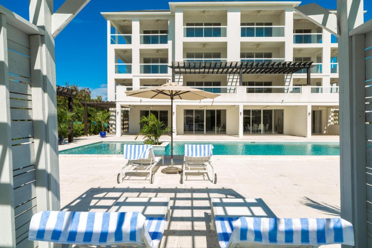 Отель The Tides, Grace Bay The Bight Settlements Экстерьер фото
